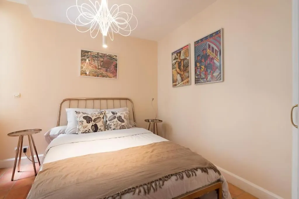 Cosy & Premium Apartment Near The Louvre & Quartier Latin Paris 0*,  France