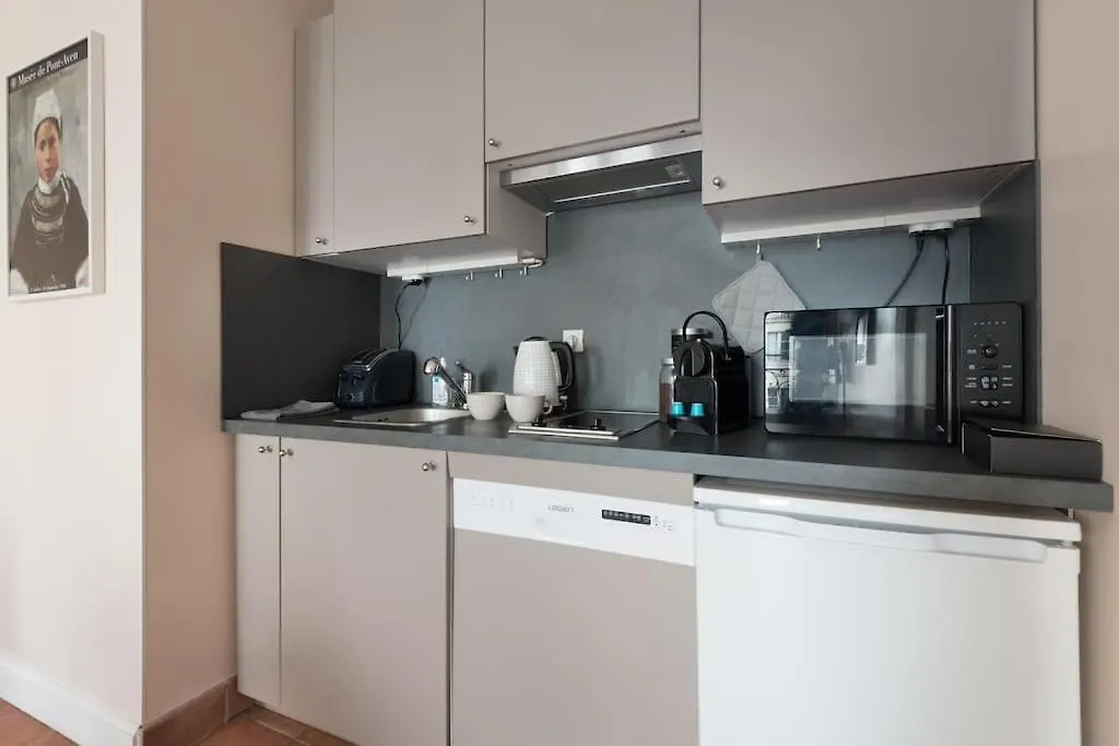 Cosy & Premium Apartment Near The Louvre & Quartier Latin Paris